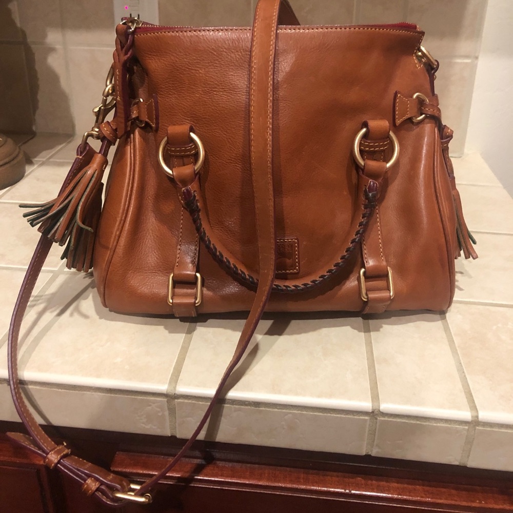 Dooney and Bourke Crossbody Florentine Stachel